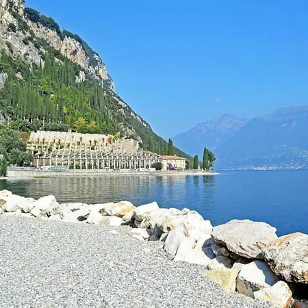 Schone Ferienwohnung Am Gardasee Mit Pool In Mieten - Nadia * Tignale