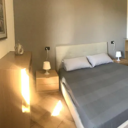 Schone Ferienwohnung Am Gardasee Mit Pool In Mieten - Nadia Apartmán *