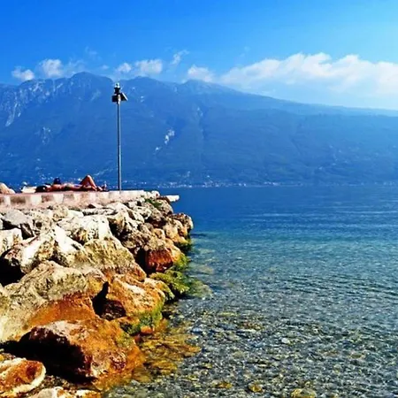 Schone Ferienwohnung Am Gardasee Mit Pool In Mieten - Nadia
